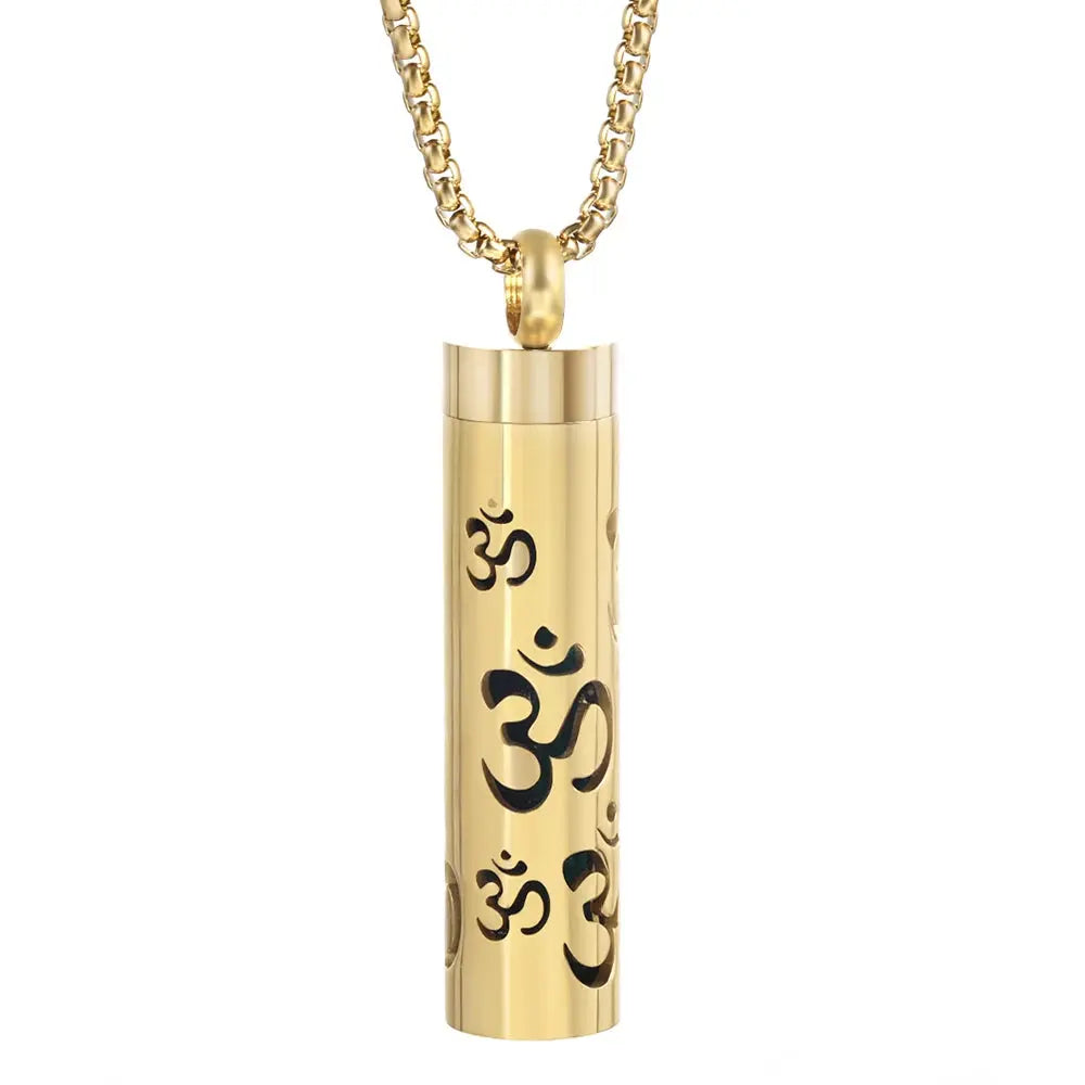Luxurious Golden Stainless Steel Aromatherapy Necklace Diffuser - Elevate Your Scent Experience with Essential Oils and Perfumes