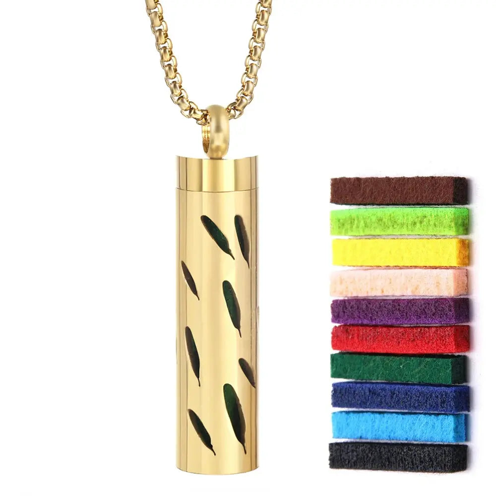 Luxurious Golden Stainless Steel Aromatherapy Necklace Diffuser - Elevate Your Scent Experience with Essential Oils and Perfumes
