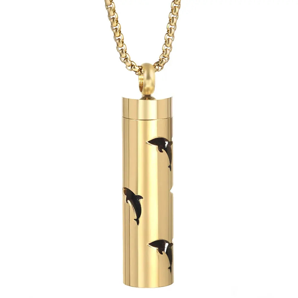 Luxurious Golden Stainless Steel Aromatherapy Necklace Diffuser - Elevate Your Scent Experience with Essential Oils and Perfumes