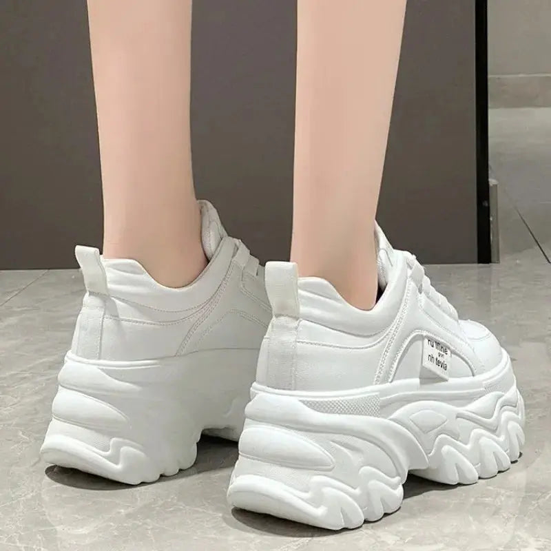 Trendy Women's Chunky Sneakers - Stylish White & Black Thick Bottom Dad Shoes for Autumn/Winter - High-Quality PU Leather Platform Footwear
