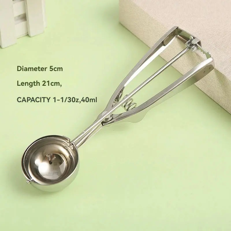 Scoop of Warmth: The Ice Cream Whisperer with Temperature Control! NNOS
