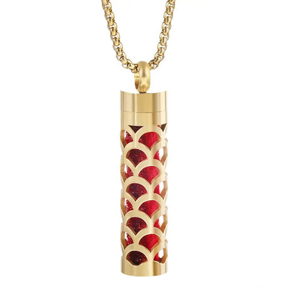 Luxurious Golden Stainless Steel Aromatherapy Necklace Diffuser - Elevate Your Scent Experience with Essential Oils and Perfumes