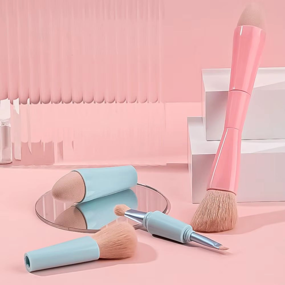 Travel Light with Our 4-in-1 Makeup Brush Set: Perfect for Highlighting, Eyeshadow, and Blush! ✈️💄✨